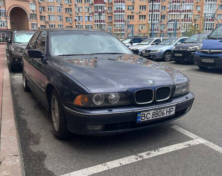 Синий БМВ 5 Серия, объемом двигателя 3.5 л и пробегом 485 тыс. км за 7000 $, фото 3 на Automoto.ua
