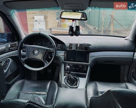 Синий БМВ 5 Серия, объемом двигателя 2 л и пробегом 374 тыс. км за 4500 $, фото 1 на Automoto.ua