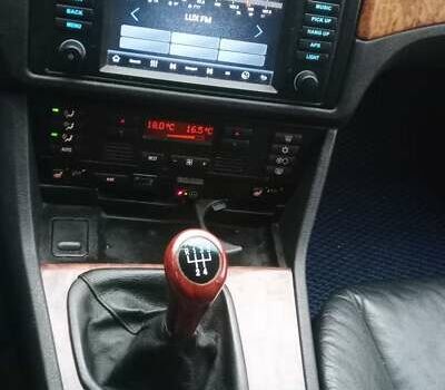 Синий БМВ 5 Серия, объемом двигателя 2.5 л и пробегом 353 тыс. км за 3500 $, фото 7 на Automoto.ua