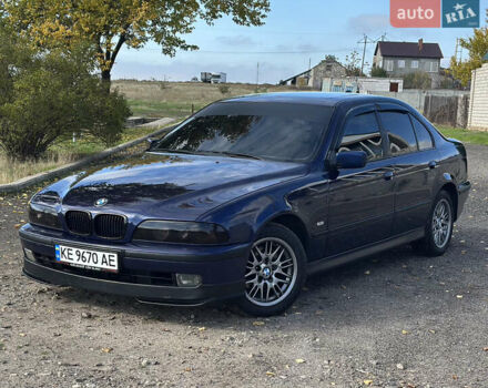 Синий БМВ 5 Серия, объемом двигателя 2 л и пробегом 350 тыс. км за 4800 $, фото 1 на Automoto.ua