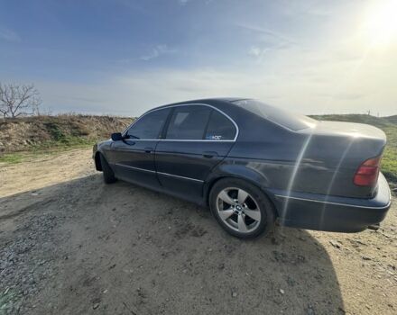Синий БМВ 5 Серия, объемом двигателя 2 л и пробегом 420 тыс. км за 3500 $, фото 3 на Automoto.ua