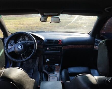 Синій БМВ 5 Серія, об'ємом двигуна 2.5 л та пробігом 360 тис. км за 4000 $, фото 5 на Automoto.ua
