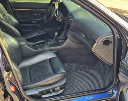 Синий БМВ 5 Серия, объемом двигателя 2.5 л и пробегом 400 тыс. км за 9000 $, фото 17 на Automoto.ua