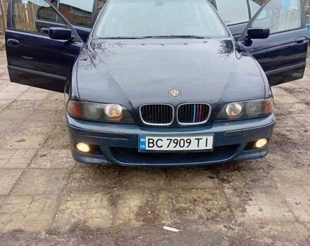 Синий БМВ 5 Серия, объемом двигателя 2.5 л и пробегом 45 тыс. км за 4500 $, фото 1 на Automoto.ua