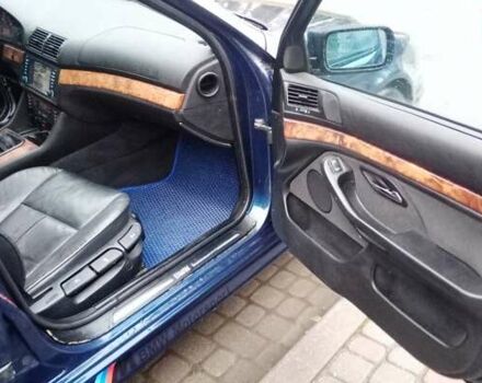 Синий БМВ 5 Серия, объемом двигателя 2.5 л и пробегом 353 тыс. км за 3500 $, фото 8 на Automoto.ua