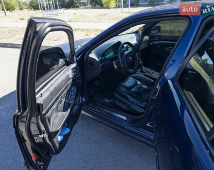 Синій БМВ 5 Серія, об'ємом двигуна 4.4 л та пробігом 383 тис. км за 6599 $, фото 21 на Automoto.ua