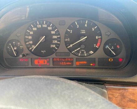 Синий БМВ 5 Серия, объемом двигателя 2 л и пробегом 237 тыс. км за 1800 $, фото 6 на Automoto.ua