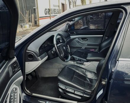 Синий БМВ 5 Серия, объемом двигателя 2 л и пробегом 374 тыс. км за 4500 $, фото 3 на Automoto.ua