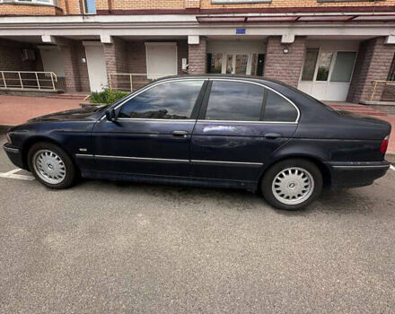Синий БМВ 5 Серия, объемом двигателя 3.5 л и пробегом 485 тыс. км за 7000 $, фото 5 на Automoto.ua