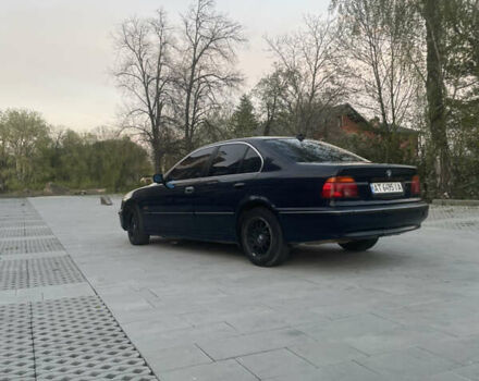 Синий БМВ 5 Серия, объемом двигателя 2 л и пробегом 254 тыс. км за 3990 $, фото 3 на Automoto.ua