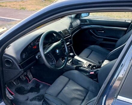 Синій БМВ 5 Серія, об'ємом двигуна 2 л та пробігом 437 тис. км за 3500 $, фото 2 на Automoto.ua