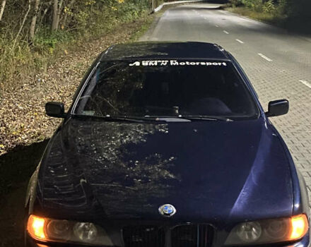 Синий БМВ 5 Серия, объемом двигателя 2.5 л и пробегом 370 тыс. км за 4850 $, фото 3 на Automoto.ua