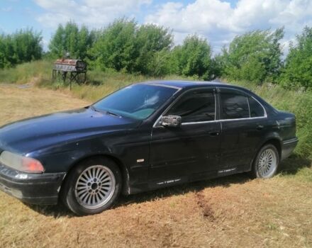 Синій БМВ 5 Серія, об'ємом двигуна 3 л та пробігом 1000 тис. км за 1550 $, фото 1 на Automoto.ua