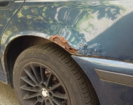 Синий БМВ 5 Серия, объемом двигателя 2 л и пробегом 370 тыс. км за 2700 $, фото 1 на Automoto.ua