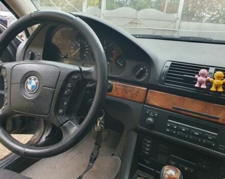 Синій БМВ 5 Серія, об'ємом двигуна 0 л та пробігом 300 тис. км за 1800 $, фото 5 на Automoto.ua