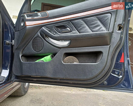 Синий БМВ 5 Серия, объемом двигателя 2.5 л и пробегом 370 тыс. км за 4850 $, фото 13 на Automoto.ua