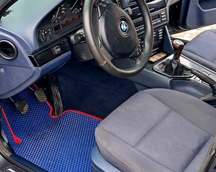 Синий БМВ 5 Серия, объемом двигателя 2 л и пробегом 342 тыс. км за 3300 $, фото 5 на Automoto.ua