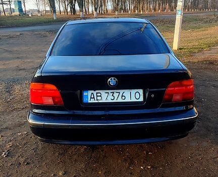 Синій БМВ 5 Серія, об'ємом двигуна 2 л та пробігом 250 тис. км за 3500 $, фото 3 на Automoto.ua