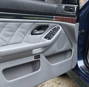 Синий БМВ 5 Серия, объемом двигателя 2.5 л и пробегом 200 тыс. км за 4999 $, фото 10 на Automoto.ua