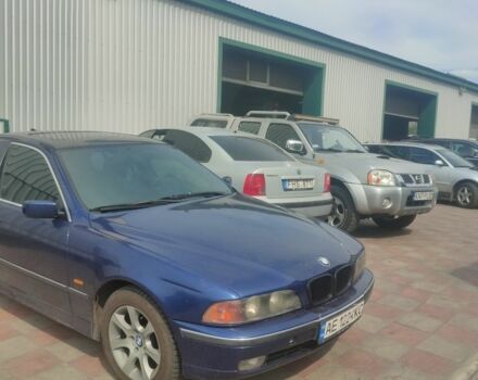 Синий БМВ 5 Серия, объемом двигателя 2 л и пробегом 205 тыс. км за 3082 $, фото 4 на Automoto.ua