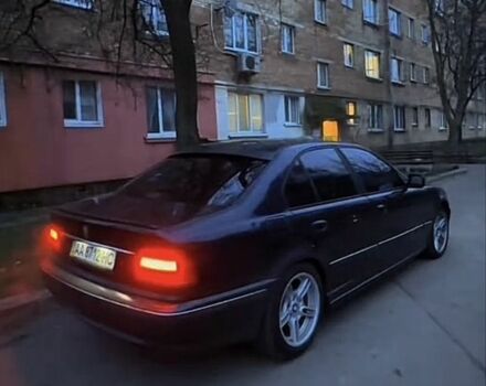 Синий БМВ 5 Серия, объемом двигателя 2.5 л и пробегом 337 тыс. км за 3000 $, фото 2 на Automoto.ua