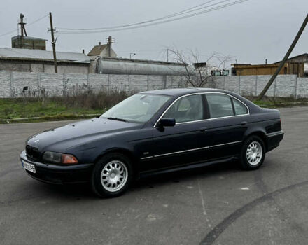 Синій БМВ 5 Серія, об'ємом двигуна 3 л та пробігом 350 тис. км за 4100 $, фото 3 на Automoto.ua