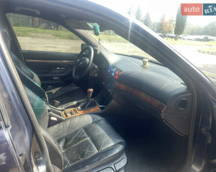 Синий БМВ 5 Серия, объемом двигателя 2.93 л и пробегом 454 тыс. км за 5450 $, фото 28 на Automoto.ua