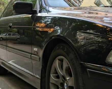 Синий БМВ 5 Серия, объемом двигателя 2 л и пробегом 350 тыс. км за 4300 $, фото 1 на Automoto.ua