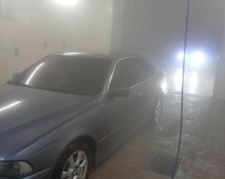 Синий БМВ 5 Серия, объемом двигателя 2.5 л и пробегом 350 тыс. км за 3400 $, фото 1 на Automoto.ua