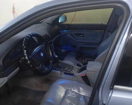 Синий БМВ 5 Серия, объемом двигателя 2.5 л и пробегом 350 тыс. км за 3400 $, фото 5 на Automoto.ua