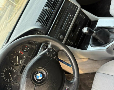 Синий БМВ 5 Серия, объемом двигателя 1.99 л и пробегом 325 тыс. км за 3300 $, фото 12 на Automoto.ua