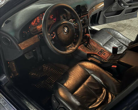 Синій БМВ 5 Серія, об'ємом двигуна 2.8 л та пробігом 290 тис. км за 5600 $, фото 8 на Automoto.ua