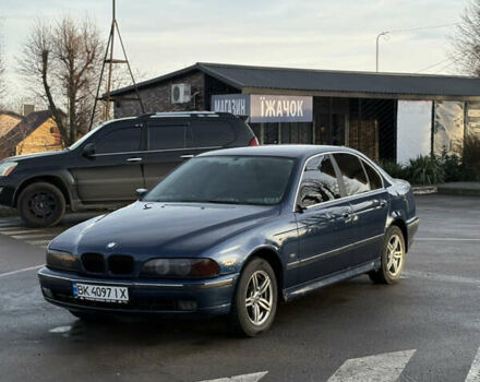 Синий БМВ 5 Серия, объемом двигателя 1.99 л и пробегом 325 тыс. км за 3300 $, фото 2 на Automoto.ua