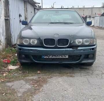 Синій БМВ 5 Серія, об'ємом двигуна 3 л та пробігом 236 тис. км за 2100 $, фото 1 на Automoto.ua