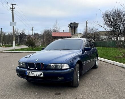 Синій БМВ 5 Серія, об'ємом двигуна 2 л та пробігом 360 тис. км за 4300 $, фото 2 на Automoto.ua