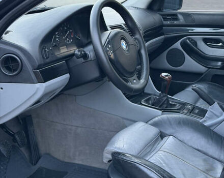 Синий БМВ 5 Серия, объемом двигателя 2.5 л и пробегом 381 тыс. км за 5700 $, фото 18 на Automoto.ua