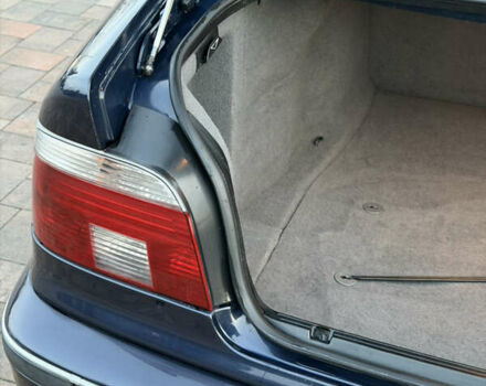 Синий БМВ 5 Серия, объемом двигателя 2.5 л и пробегом 381 тыс. км за 5700 $, фото 30 на Automoto.ua