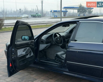 Синий БМВ 5 Серия, объемом двигателя 2.5 л и пробегом 381 тыс. км за 5700 $, фото 16 на Automoto.ua