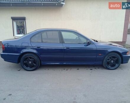 Синій БМВ 5 Серія, об'ємом двигуна 1.95 л та пробігом 380 тис. км за 2999 $, фото 4 на Automoto.ua