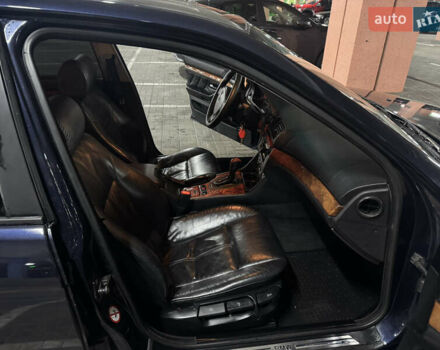 Синій БМВ 5 Серія, об'ємом двигуна 2.8 л та пробігом 290 тис. км за 5600 $, фото 11 на Automoto.ua