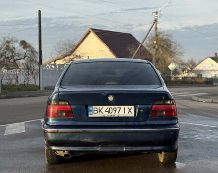 Синий БМВ 5 Серия, объемом двигателя 1.99 л и пробегом 325 тыс. км за 3300 $, фото 5 на Automoto.ua