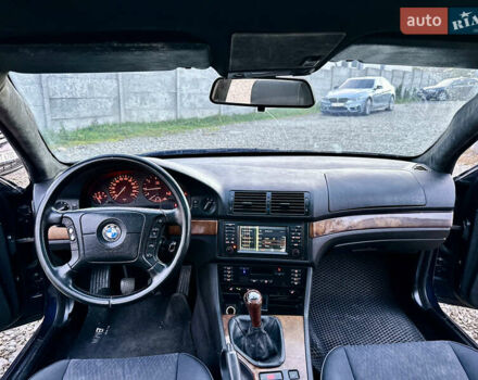 Синий БМВ 5 Серия, объемом двигателя 2 л и пробегом 300 тыс. км за 3300 $, фото 11 на Automoto.ua