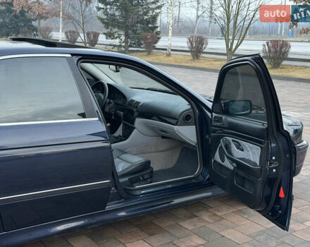 Синий БМВ 5 Серия, объемом двигателя 2.5 л и пробегом 381 тыс. км за 5700 $, фото 20 на Automoto.ua