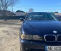 Синий БМВ 5 Серия, объемом двигателя 2.5 л и пробегом 300 тыс. км за 6500 $, фото 1 на Automoto.ua