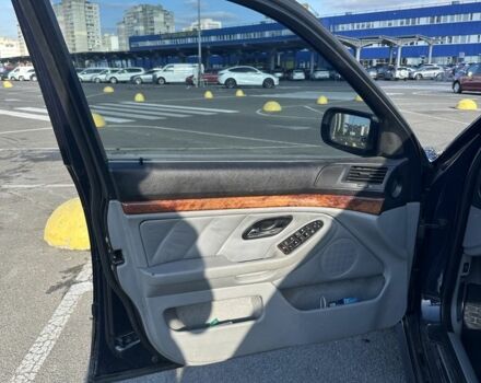 Синий БМВ 5 Серия, объемом двигателя 3 л и пробегом 360 тыс. км за 5700 $, фото 13 на Automoto.ua