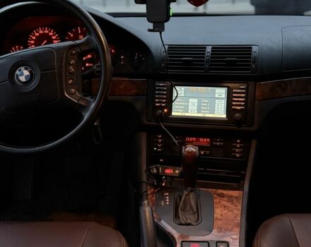 Синій БМВ 5 Серія, об'ємом двигуна 0 л та пробігом 255 тис. км за 2599 $, фото 7 на Automoto.ua