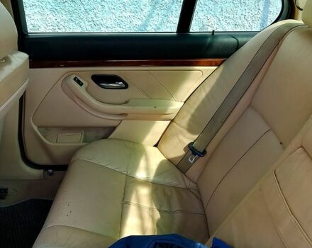 Синий БМВ 5 Серия, объемом двигателя 3 л и пробегом 431 тыс. км за 4200 $, фото 7 на Automoto.ua