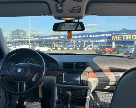 Синий БМВ 5 Серия, объемом двигателя 3 л и пробегом 360 тыс. км за 5700 $, фото 4 на Automoto.ua