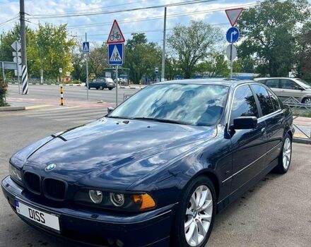 Синий БМВ 5 Серия, объемом двигателя 3 л и пробегом 278 тыс. км за 6800 $, фото 1 на Automoto.ua