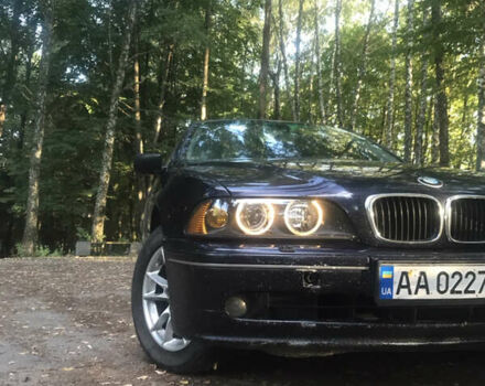 Синий БМВ 5 Серия, объемом двигателя 4.4 л и пробегом 357 тыс. км за 5250 $, фото 5 на Automoto.ua